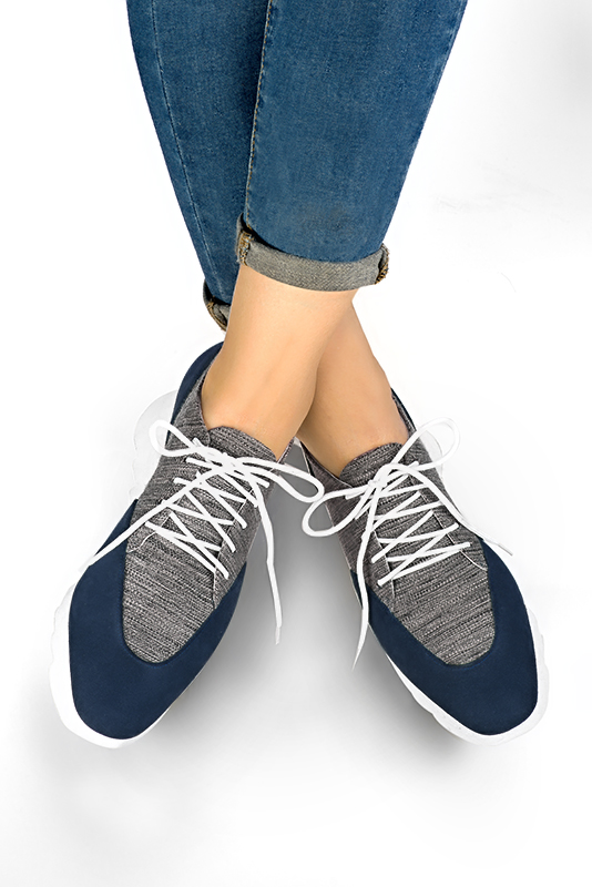 Navy blue and dark grey women's casual lace-up shoes. Square toe. Low rubber soles. Worn view - Florence KOOIJMAN